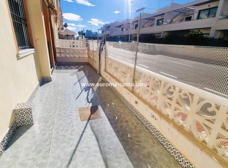 Objekte zum Wiederverkauf - Wohnung - Torrevieja - TORREVIEJA