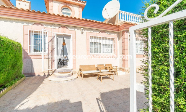 Sale - Semi - Orihuela Costa
