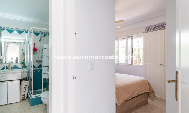 Sale - Semi - Orihuela Costa