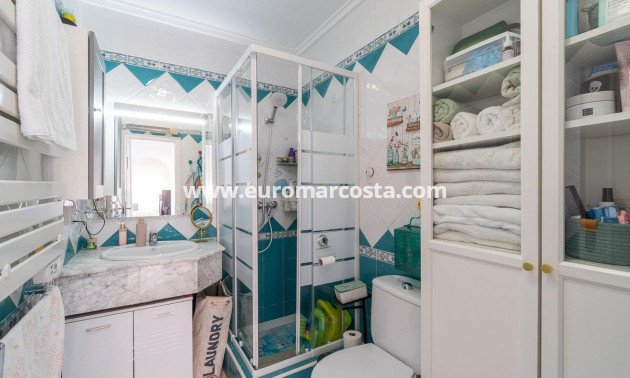 Sale - Semi - Orihuela Costa