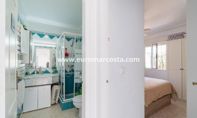 Sale - Semi - Orihuela Costa