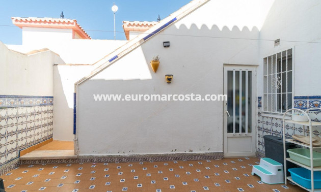 Sale - Semi - Orihuela Costa