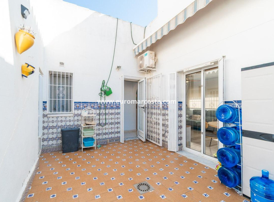Sale - Semi - Orihuela Costa