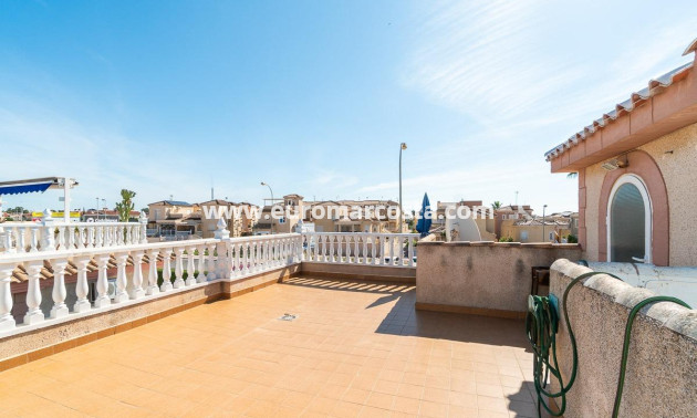 Sale - Semi - Orihuela Costa