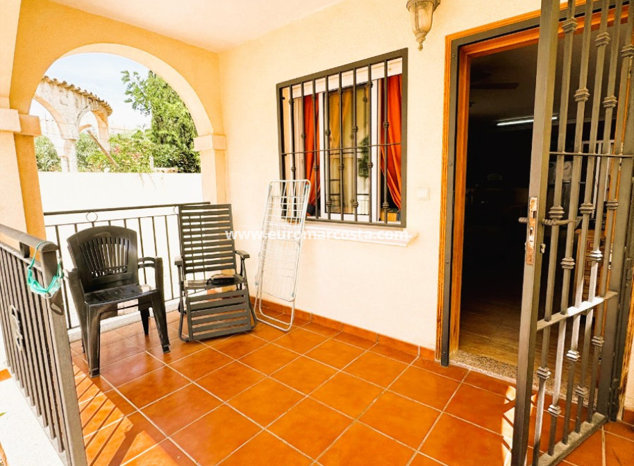 Sale - Villa - Guardamar del Segura