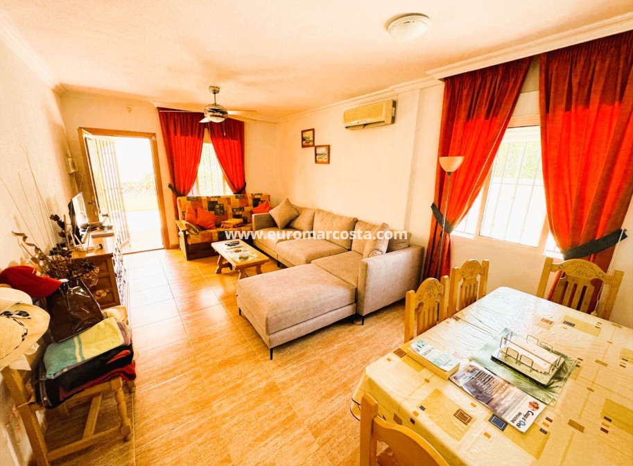 Sale - Villa - Guardamar del Segura