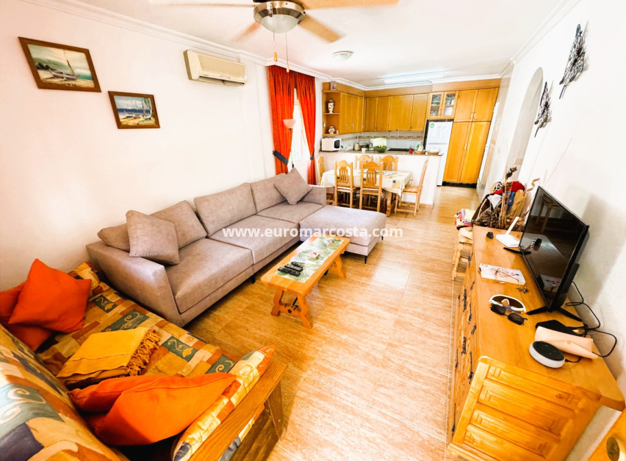 Sale - Villa - Guardamar del Segura
