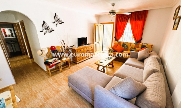 Sale - Villa - Guardamar del Segura