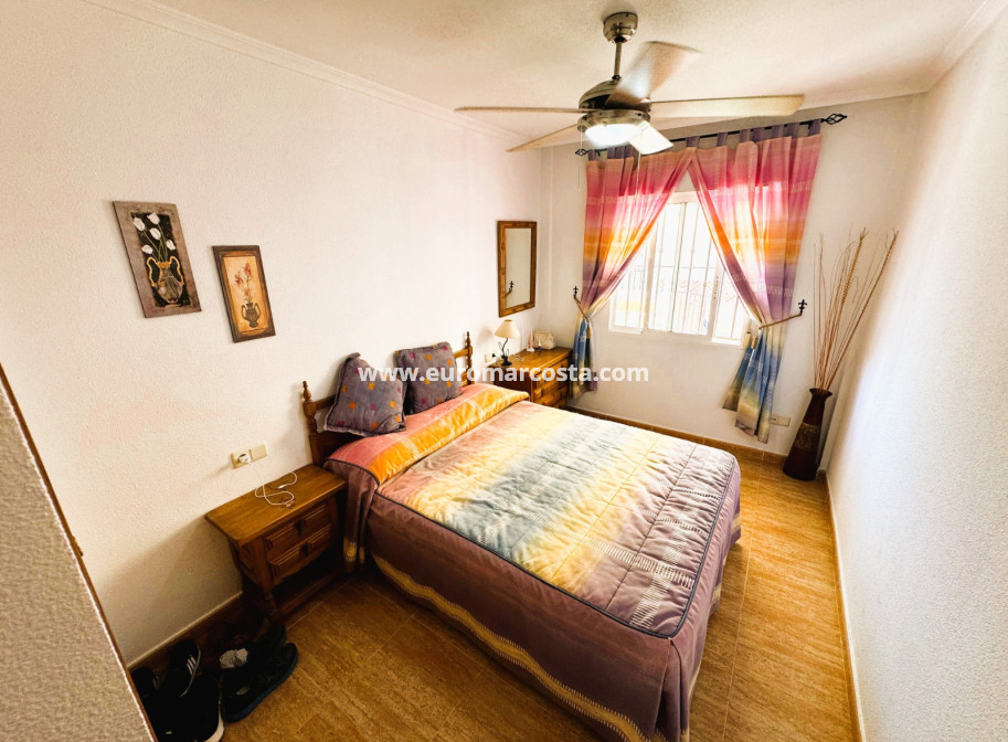 Sale - Villa - Guardamar del Segura