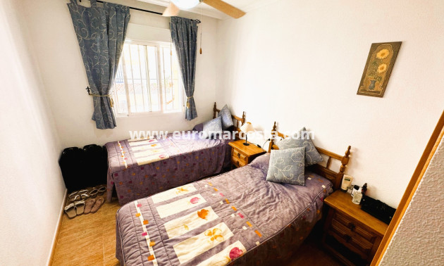 Sale - Villa - Guardamar del Segura