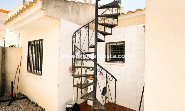 Sale - Villa - Guardamar del Segura