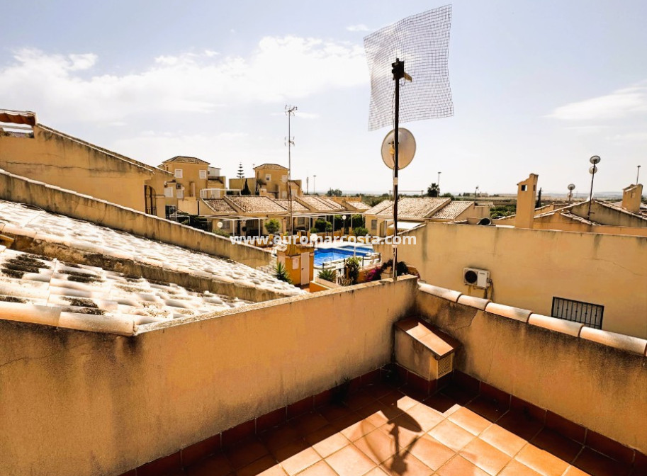 Sale - Villa - Guardamar del Segura