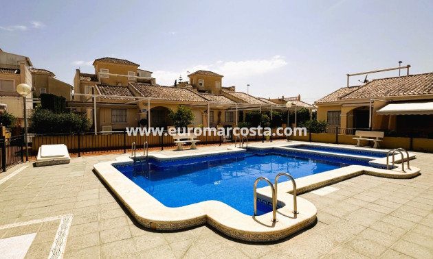Sale - Villa - Guardamar del Segura
