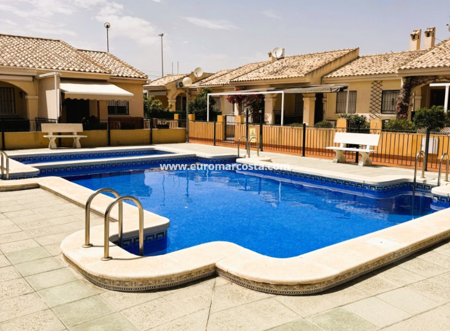 Sale - Villa - Guardamar del Segura