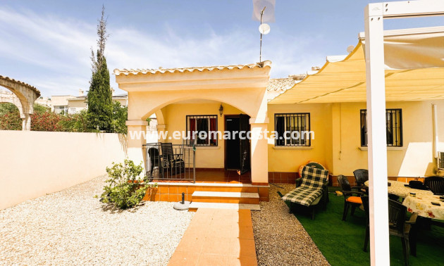 Sale - Villa - Guardamar del Segura