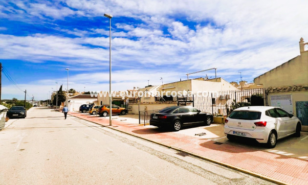 Sale - Villa - Guardamar del Segura