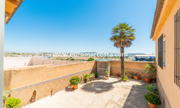 Objekte zum Wiederverkauf - Casa - San Miguel de Salinas - Torremendo