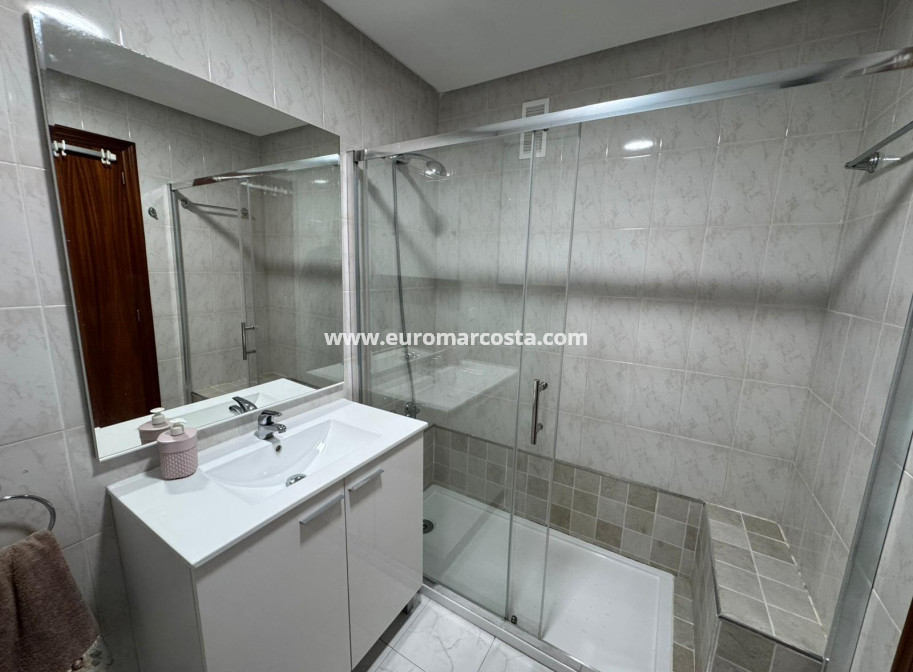 Venta - Apartamento / piso - San Miguel de Salinas