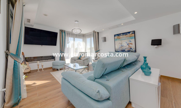 Objekte zum Wiederverkauf - Villa freitstehend - Torrevieja - TORREVIEJA