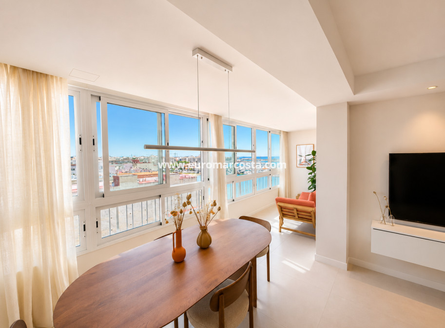 Objekte zum Wiederverkauf - Wohnung - Torrevieja - TORREVIEJA
