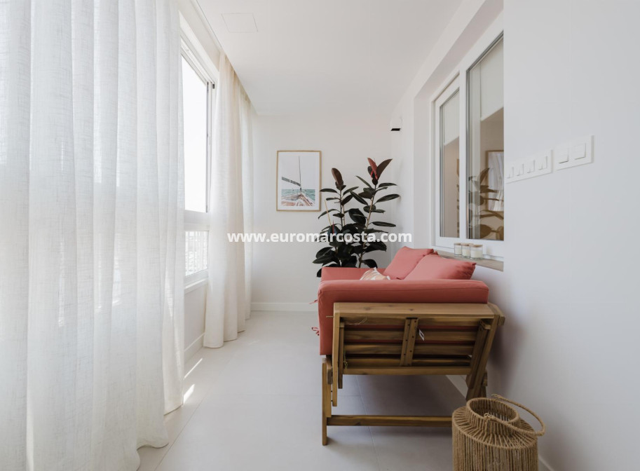 Objekte zum Wiederverkauf - Wohnung - Torrevieja - TORREVIEJA