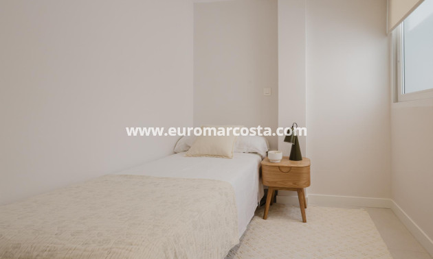 Objekte zum Wiederverkauf - Wohnung - Torrevieja - TORREVIEJA