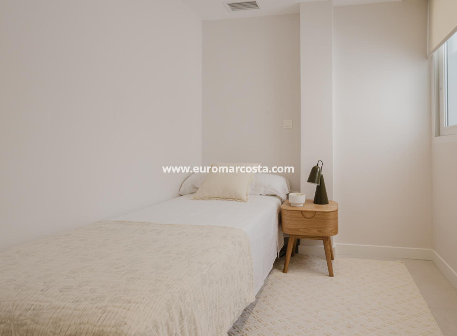 Objekte zum Wiederverkauf - Wohnung - Torrevieja - TORREVIEJA