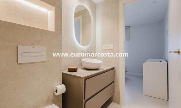 Objekte zum Wiederverkauf - Wohnung - Torrevieja - TORREVIEJA