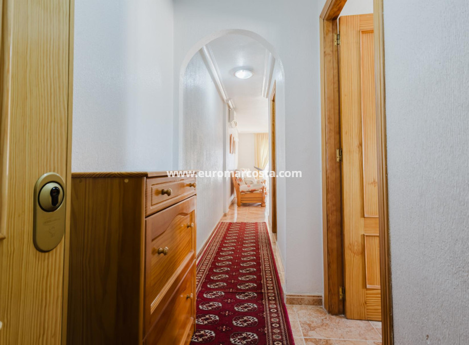 Sale - Apartment / flat - Torrevieja - TORREVIEJA
