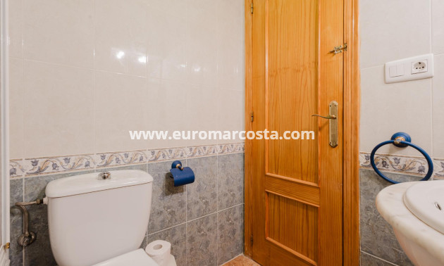 Sale - Apartment / flat - Torrevieja - TORREVIEJA