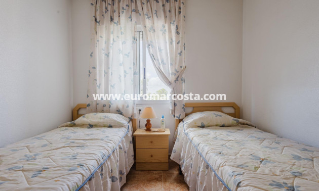 Sale - Apartment / flat - Torrevieja - TORREVIEJA