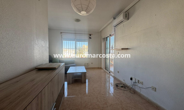 Sale - Apartment / flat - Torrevieja - La Mata