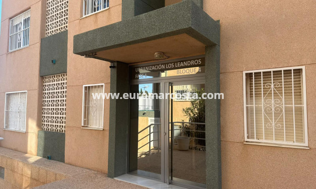 Sale - Apartment / flat - Torrevieja - La Mata