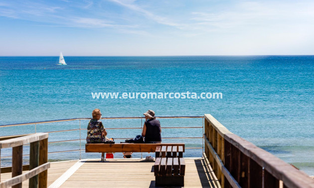 Sale - Apartment / flat - Torrevieja - La Mata