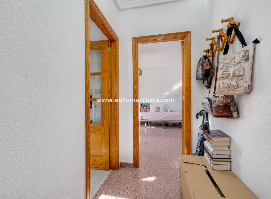 Objekte zum Wiederverkauf - Wohnung - Torrevieja - TORREVIEJA