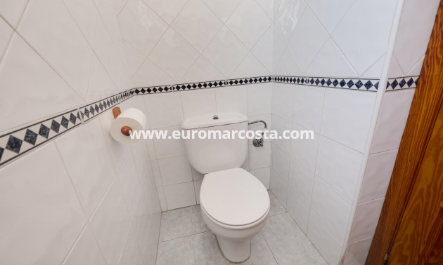Objekte zum Wiederverkauf - Wohnung - Torrevieja - TORREVIEJA