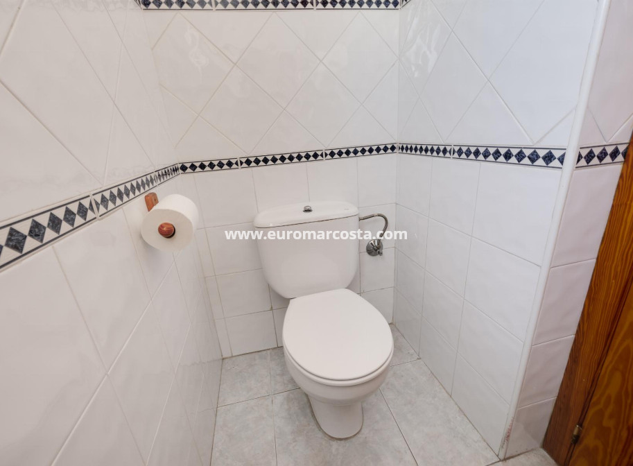Objekte zum Wiederverkauf - Wohnung - Torrevieja - TORREVIEJA