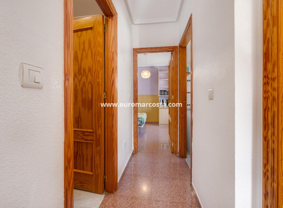 Objekte zum Wiederverkauf - Wohnung - Torrevieja - TORREVIEJA