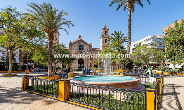 Objekte zum Wiederverkauf - Wohnung - Torrevieja - TORREVIEJA