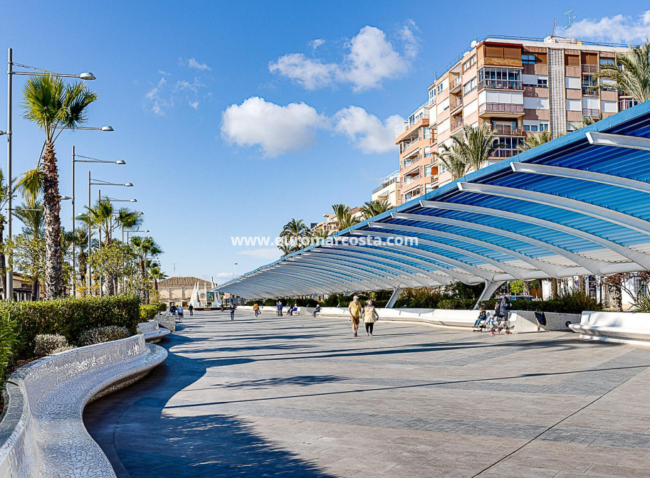 Objekte zum Wiederverkauf - Wohnung - Torrevieja - TORREVIEJA