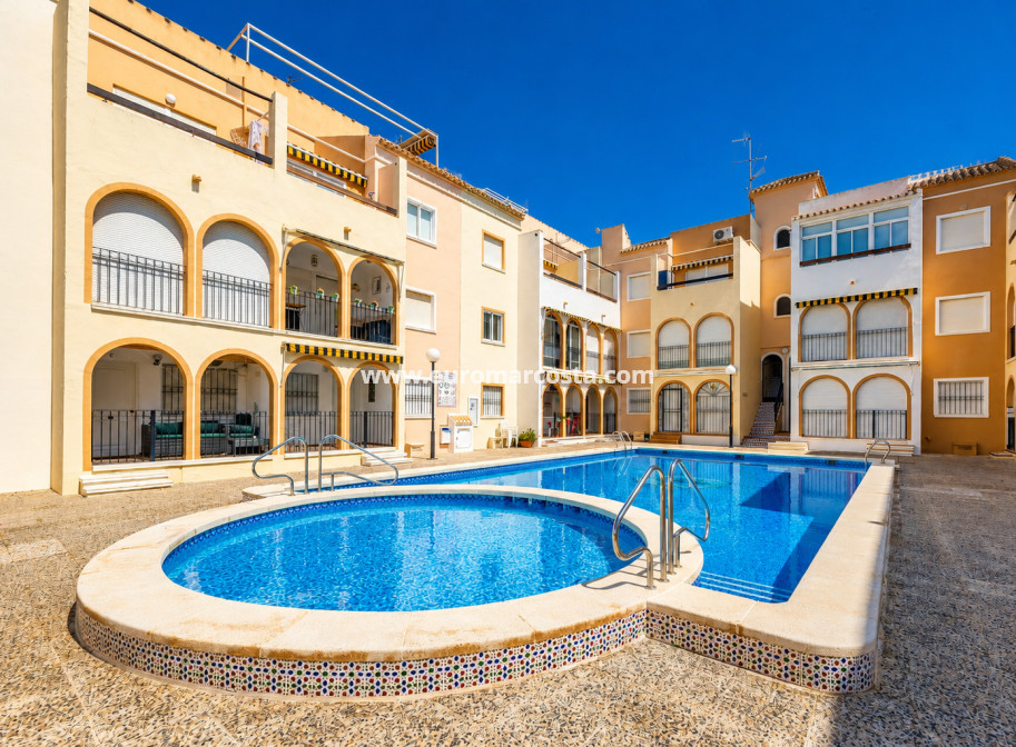 Objekte zum Wiederverkauf - Bungalow - Torrevieja - TORREVIEJA