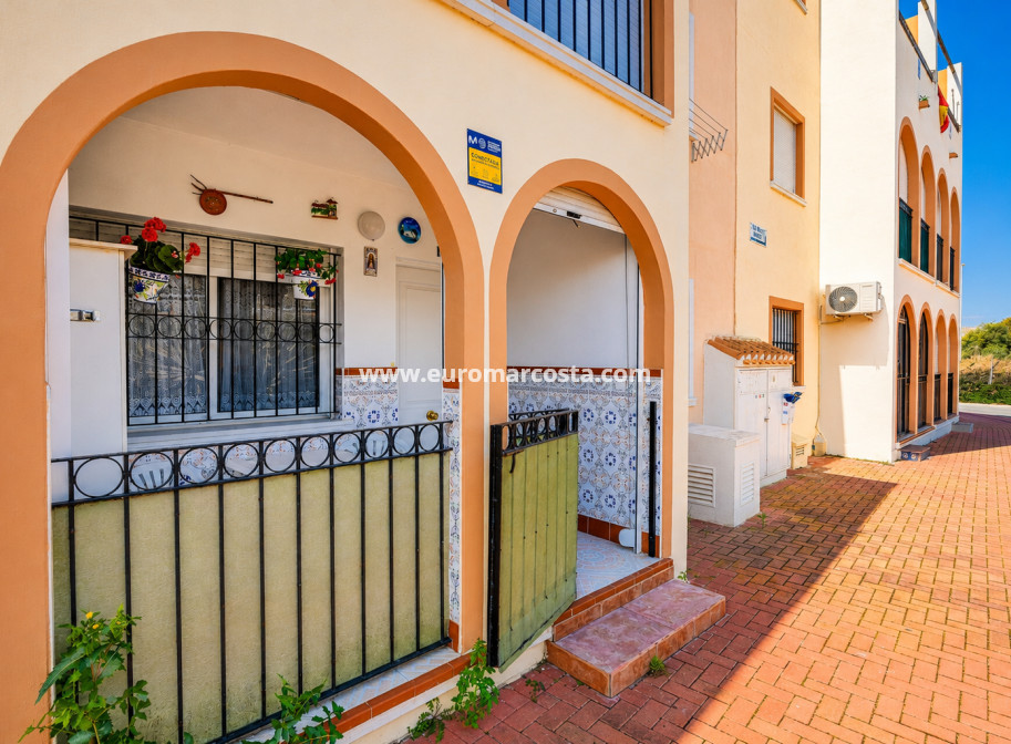 Objekte zum Wiederverkauf - Bungalow - Torrevieja - TORREVIEJA