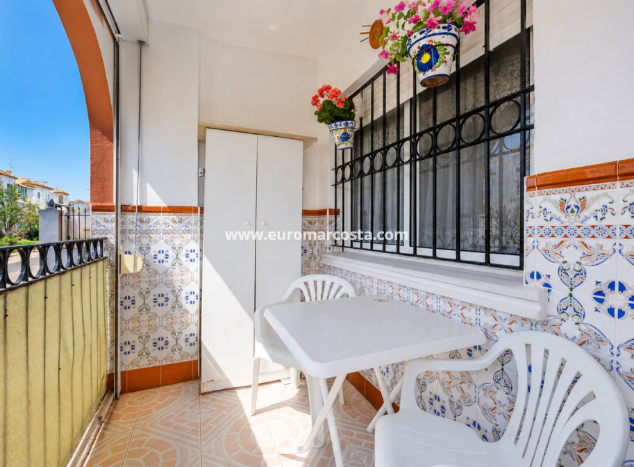 Objekte zum Wiederverkauf - Bungalow - Torrevieja - TORREVIEJA