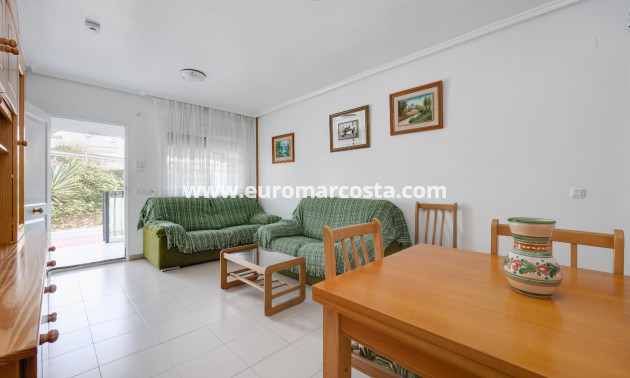 Objekte zum Wiederverkauf - Bungalow - Torrevieja - TORREVIEJA