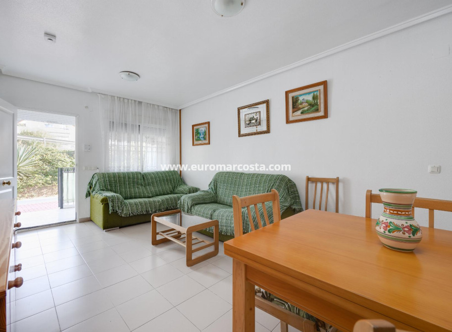 Objekte zum Wiederverkauf - Bungalow - Torrevieja - TORREVIEJA
