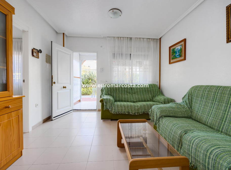 Objekte zum Wiederverkauf - Bungalow - Torrevieja - TORREVIEJA