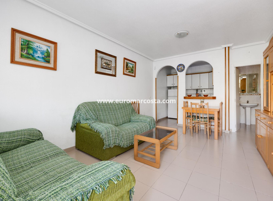 Objekte zum Wiederverkauf - Bungalow - Torrevieja - TORREVIEJA