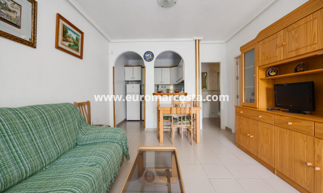 Objekte zum Wiederverkauf - Bungalow - Torrevieja - TORREVIEJA