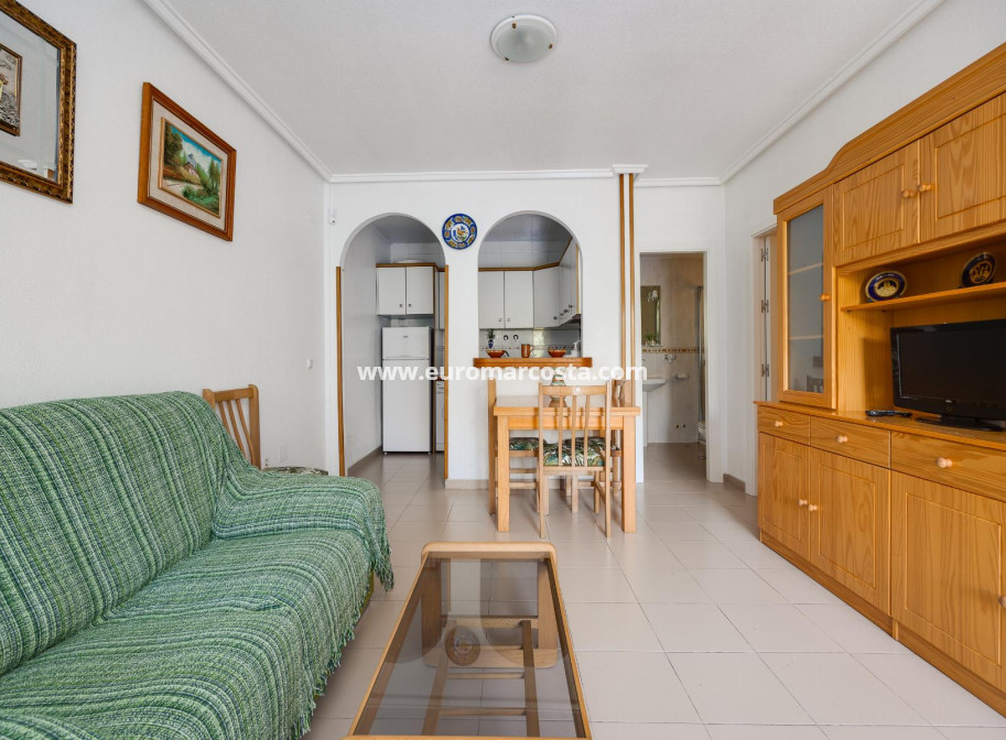 Objekte zum Wiederverkauf - Bungalow - Torrevieja - TORREVIEJA
