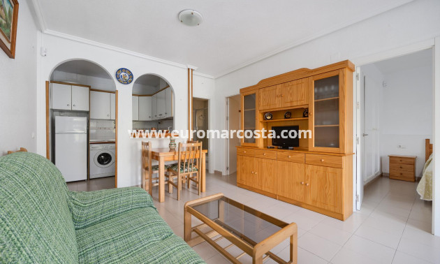 Objekte zum Wiederverkauf - Bungalow - Torrevieja - TORREVIEJA